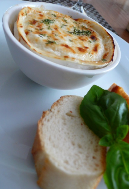 Ziegenkäse mit Honig- Thymian- Birne | grill-n-cook Ziegenkäse mit Honig- Thymian- Birne | grill-n-cook